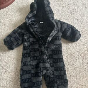 KITH charcoal/black winter/snow suit. Size 9-12 months. NWOT.